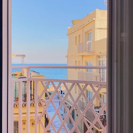 Alojamiento En La Carihuela-Costa Del Sol ตอร์เรโมลิโนส ภายนอก รูปภาพ