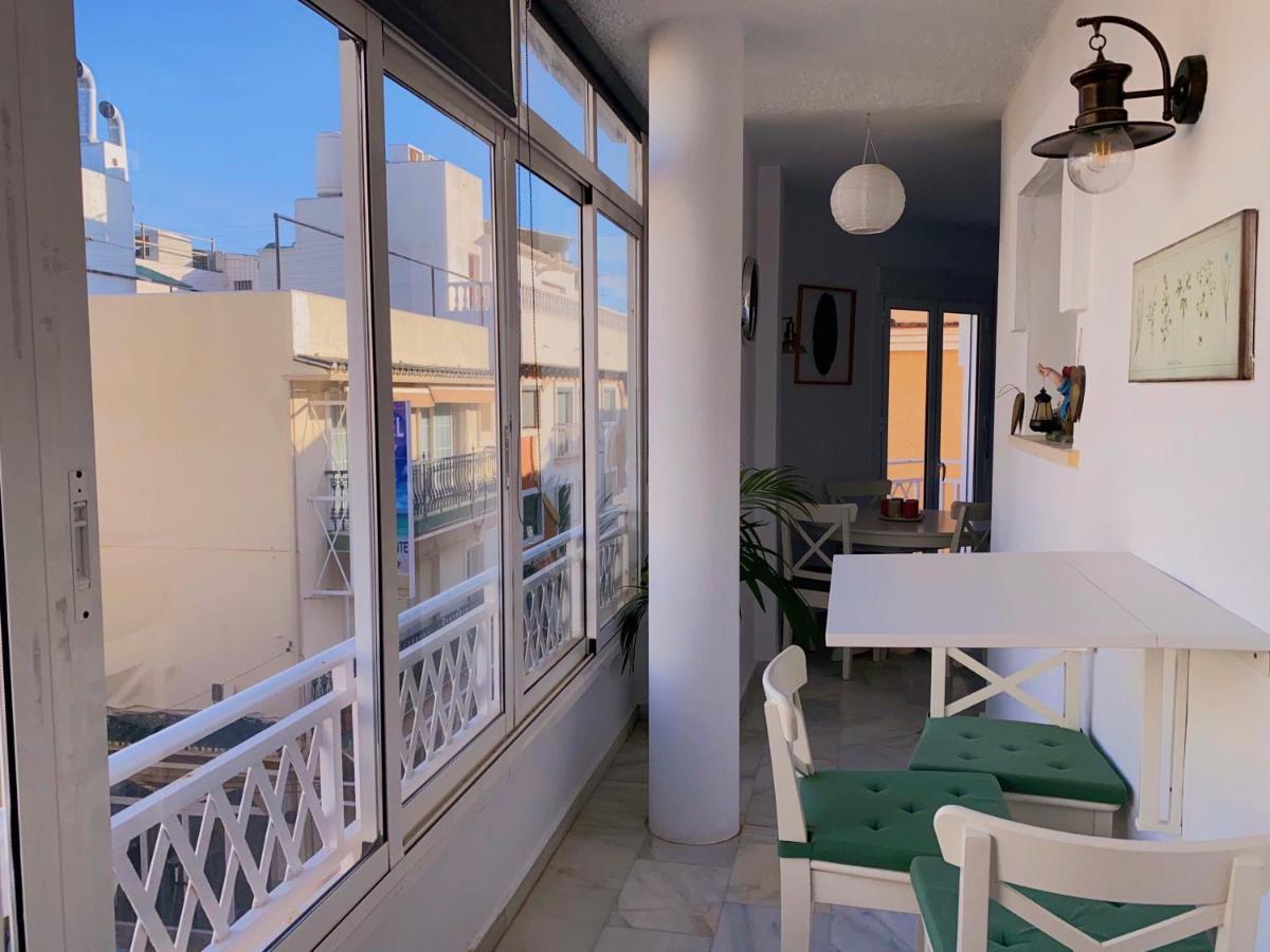 Alojamiento En La Carihuela-Costa Del Sol ตอร์เรโมลิโนส ภายนอก รูปภาพ