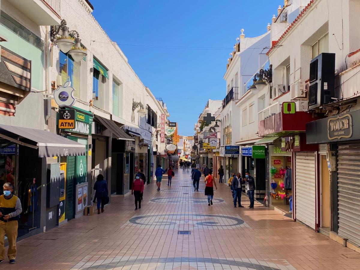 Alojamiento En La Carihuela-Costa Del Sol ตอร์เรโมลิโนส ภายนอก รูปภาพ