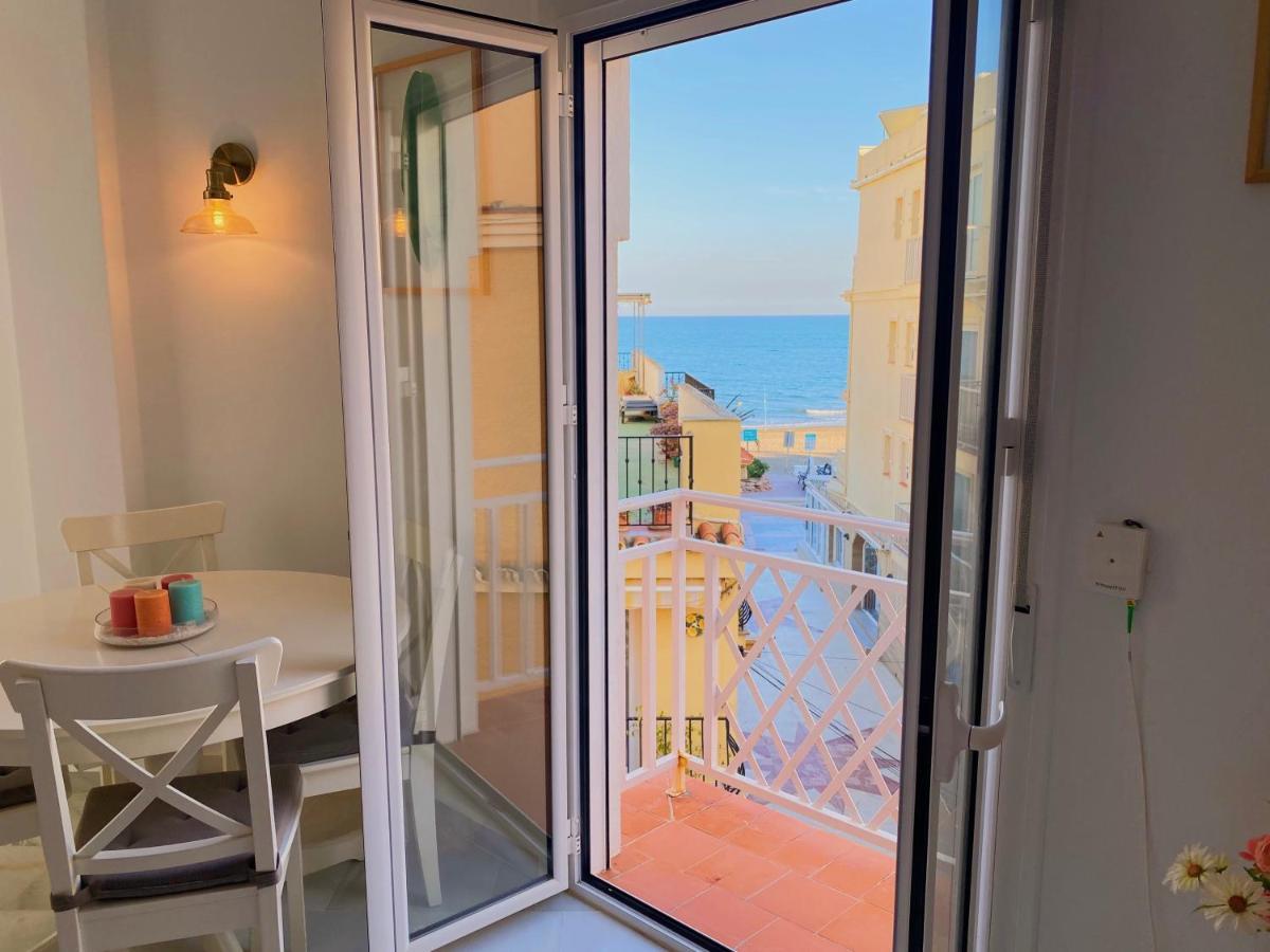 Alojamiento En La Carihuela-Costa Del Sol ตอร์เรโมลิโนส ภายนอก รูปภาพ